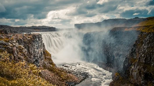 Cascate, Paesaggi Vulcani e Akureyri